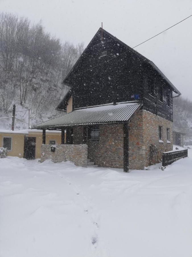 Ferienwohnung House Marijan Korana Exterior foto